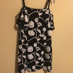 Dress black and white off shoulder